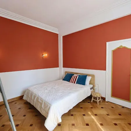 Spacious New Near Promenade Up To 6 With Ac 아파트 *
