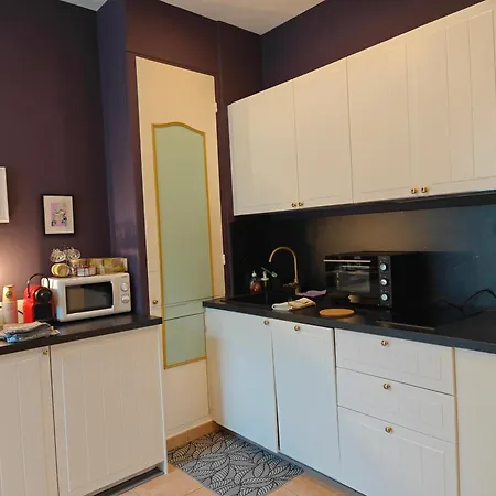 Spacious New Near Promenade Up To 6 With Ac
